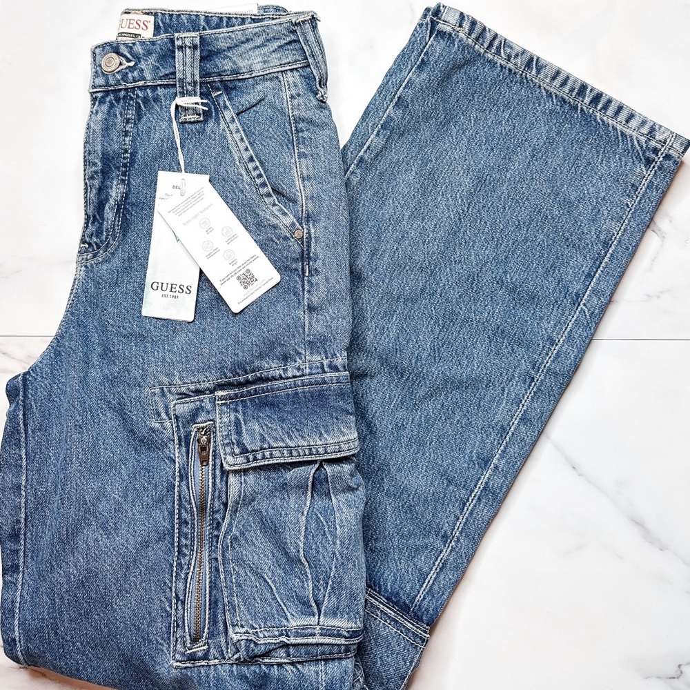 NWT Guess Cargo Jeans